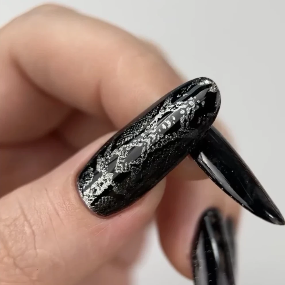Color Gel Polish Black